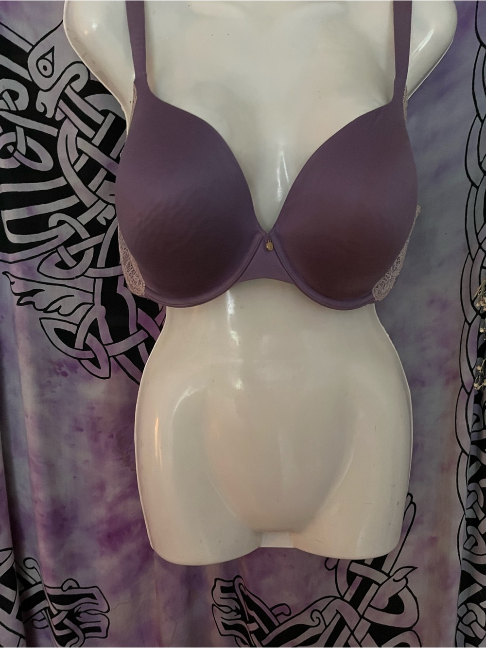 Victoria's Secret Mauve Purple Underwire T-Shirt Bra